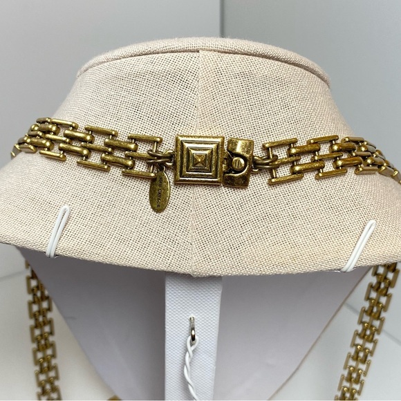 Ann‎ Taylor Vintage Long Panther Chain Faux Pearl Rhinestone Antique Gold Tone - Picture 8 of 12